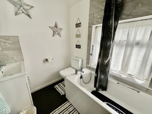 Photo 17- click for photo gallery
